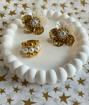 Sortija de perlas y oro